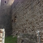 AVELLA. Scompaiano cancelli e divelte ringhiere di protezione al Castello fortezza