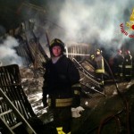 AVELLA. Ecco le foto dellincendio di questa notte.