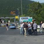 BAIANO. Guarda le foto della manifestazione dei Forestali che occupano il casello autostradale. Gallery