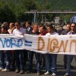 BAIANO. Guarda le foto della manifestazione dei Forestali che occupano il casello autostradale. Gallery