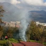 Avella e roghi tossici. Ecco le foto, ecco una delle abitazioni. Questo è un reato.