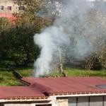 Avella e roghi tossici. Ecco le foto, ecco una delle abitazioni. Questo è un reato.