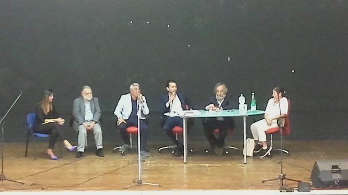 19046848_10211456716007371_21964387_n