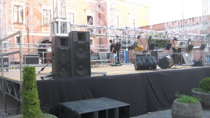 1235001_560912920611785_1496179206_n