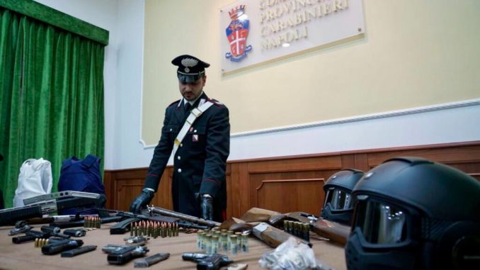 20.11.2017 - operazione cc ps sequestro armi (1)