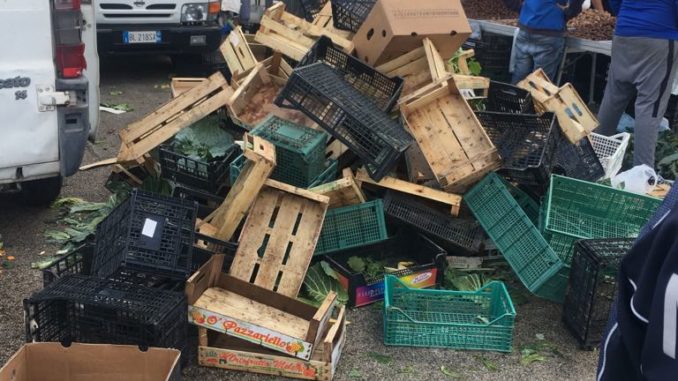 Foto mercato settimanale 1