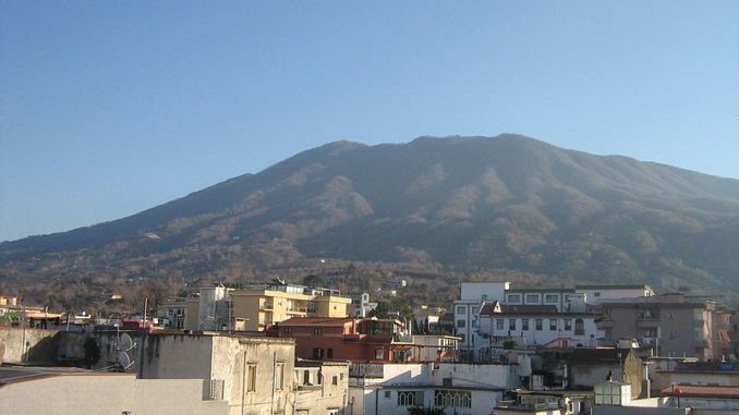 800px-S.Anastasia-Monte_Somma