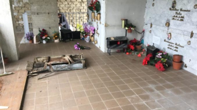 26239389_2084782831751337_592960873495903947_n