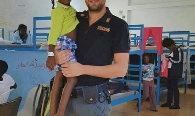 27935653_1708977422478455_1696104858_n