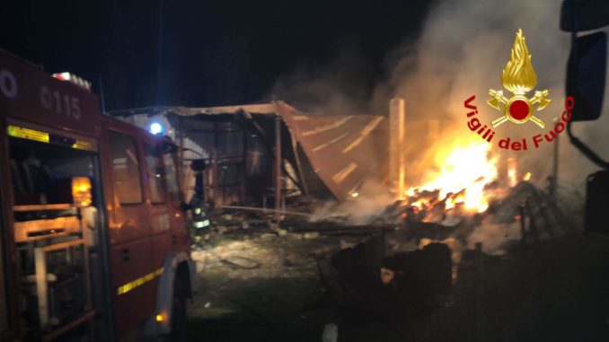 28033905_327958944378051_994549661_o