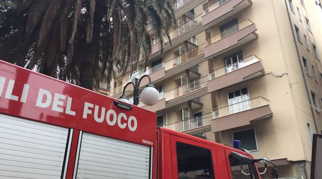 fuga-di-gas-in-corso-italia-a-pietra-ligure-398373.660x368