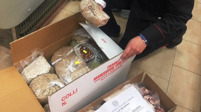 19.04.2018 - marigliano forestali sequestro cibo