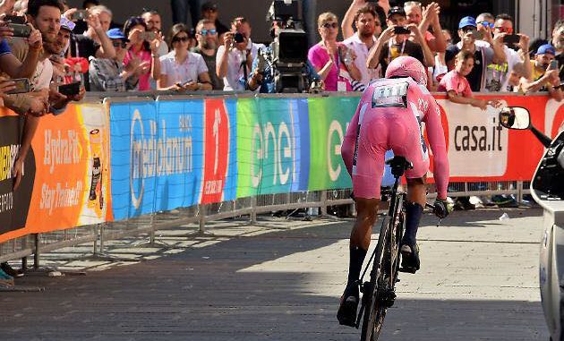 32105412_1803496083026588_3842876603176583168_n