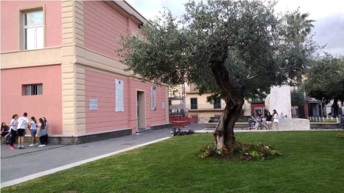 35302396_10214343720460678_3911543913239805952_n