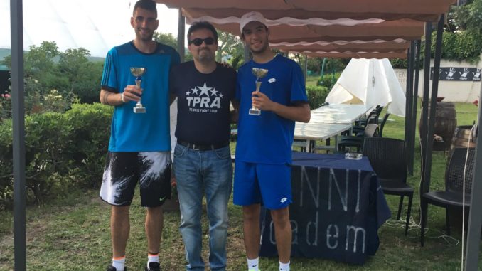 36087364_1733424093359728_6316936709527306240_n