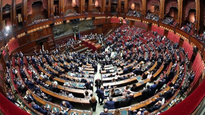 camera8_fg.jpg_997313609