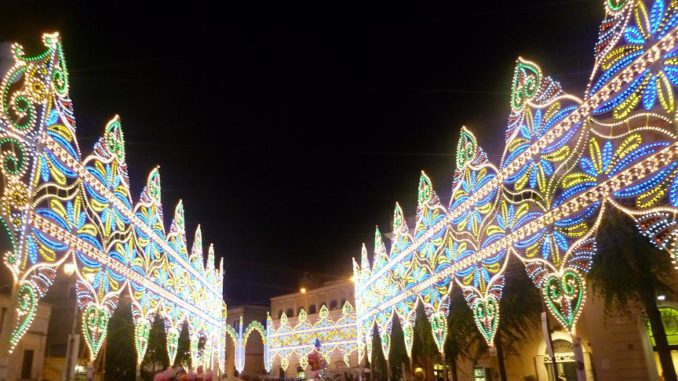 06-luminarie-festa-della-bruna-2013