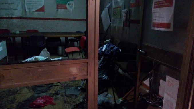 37221753_1955956624455896_7404035027119374336_o