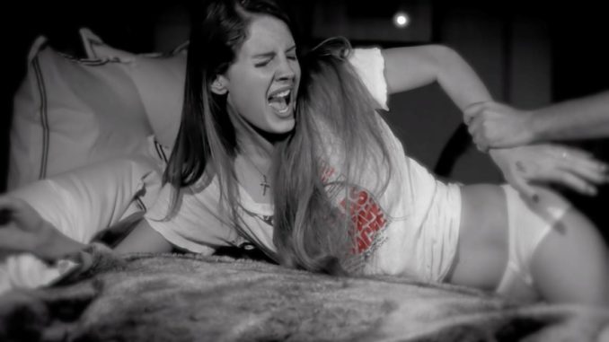 lana-del-rey-stupro-614615