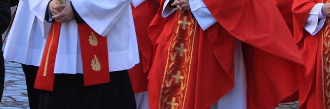 1532860795-people-3259981-1280