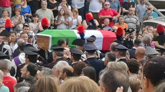 38159478_285295902238775_1711866353779998720_o