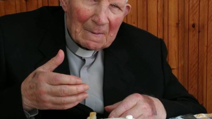 39499293_444890152676559_6028671651514679296_n