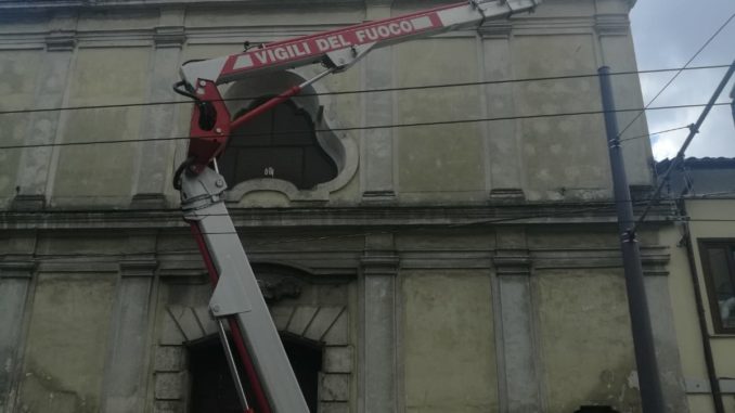 83CDBC5E-0686-4BE8-A71E-28D5B7EEA94D