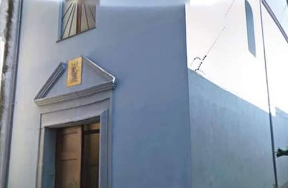 40683897_231878677493117_953843401000747008_n