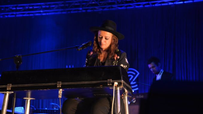 41144527_10215383076401850_467117632340885504_o_10215383076281847