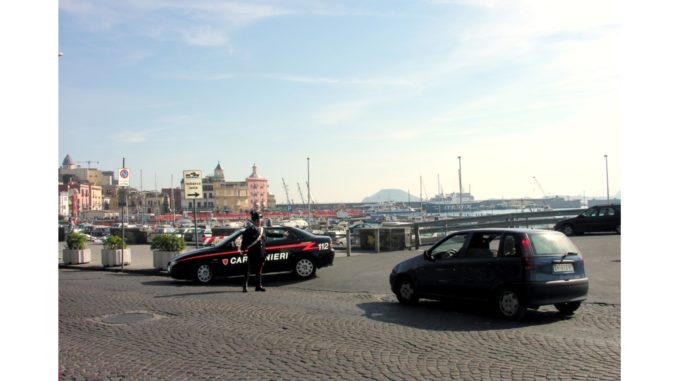 carabinieri pozzuoli