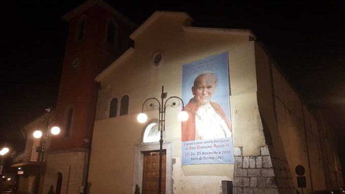 04 Chiesa Maria SS della Neve di Sala di Serino aspettando la Reliquia di San Giovanni Paolo II (1)