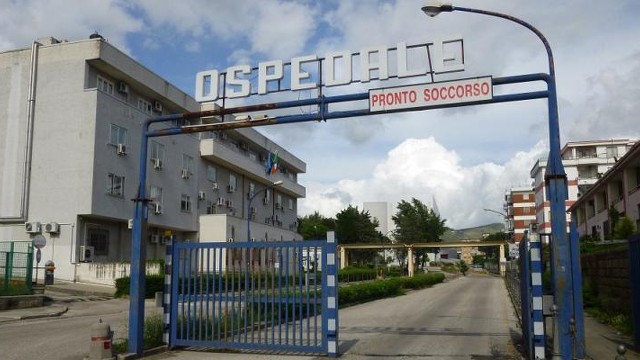 ospedale-sananna-e-san-sebastiano-caserta-1