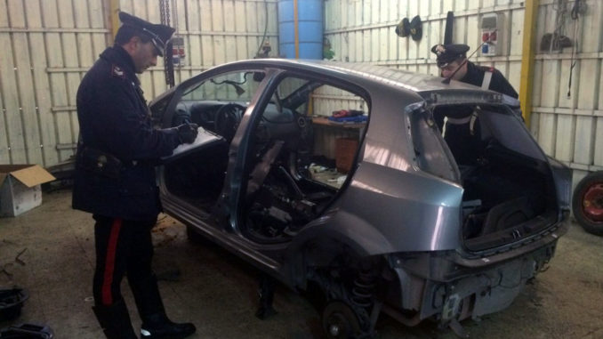 17.01.2016 - auto rubate San Sebastiano al Vesuvio 2-2