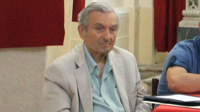 FA1E9B67-7B35-4512-82C1-070DB0E97977