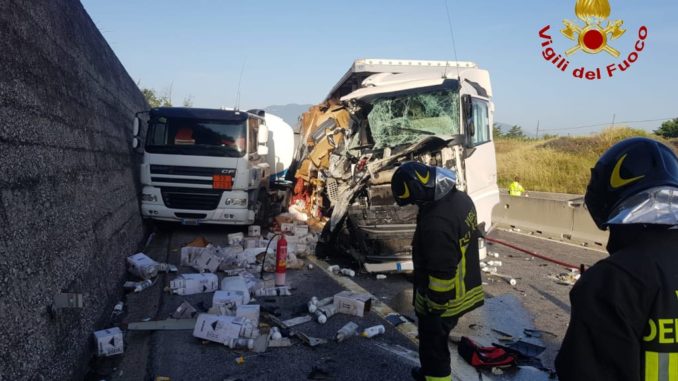 118F5EF7-6543-4E10-9623-42C4BAD611FE