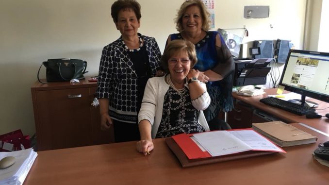 al centro la DSGA Rosalia Napolitano (1)