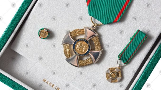 onorificenza-cavaliere-maschile
