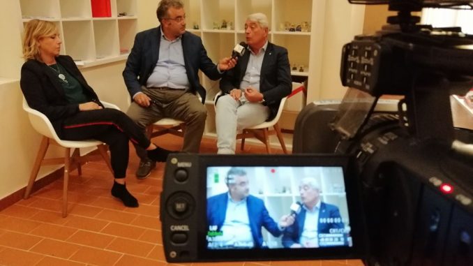 72327178_1758429457622045_2061936025541804032_n