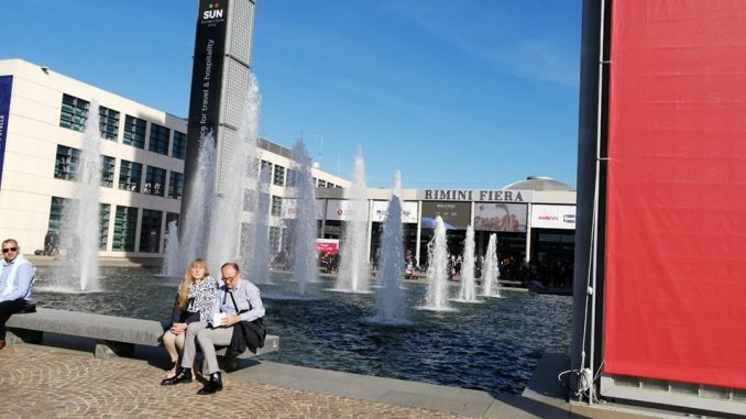 72950227_2606949732677419_685018000624975872_n