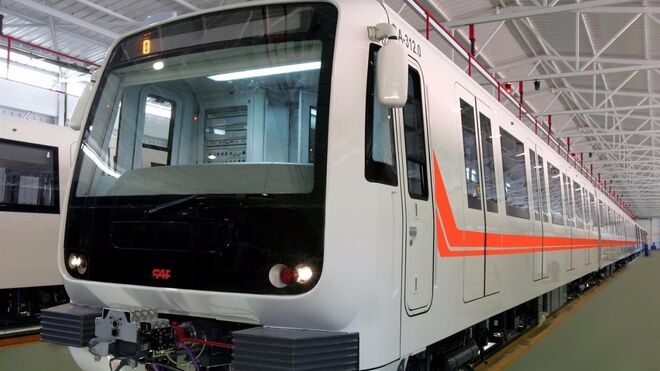 CAF-conseguir-contrato-mercado-internacional_895120515_998928_660x371