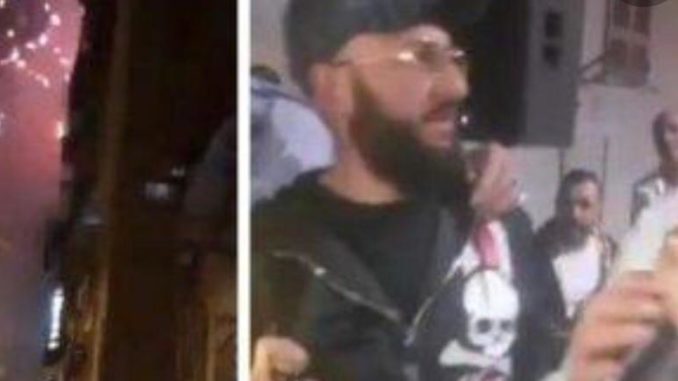 E7C61220-E280-4930-A66D-41B8A3F00D26