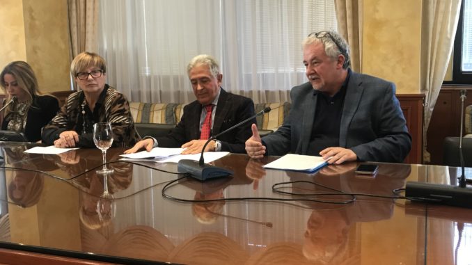 FBE6AE06-1D1A-4C40-BCDF-83B0D3E9343C