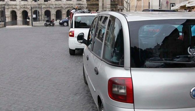 export.1.1237238.jpg--taxi_abusivi__ecco_come_fregano_turisti_e_romani_
