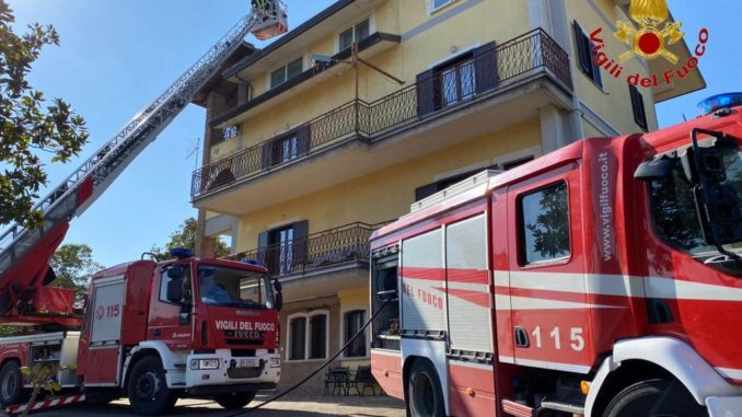 07BFF74B-1F3D-4C15-B4A7-E607E9598FE6