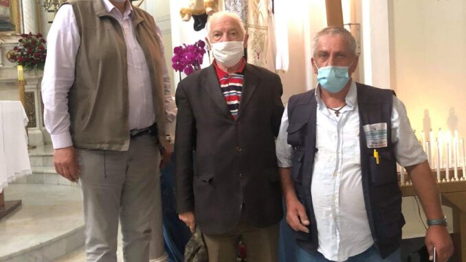 received_552200658800885 (3)