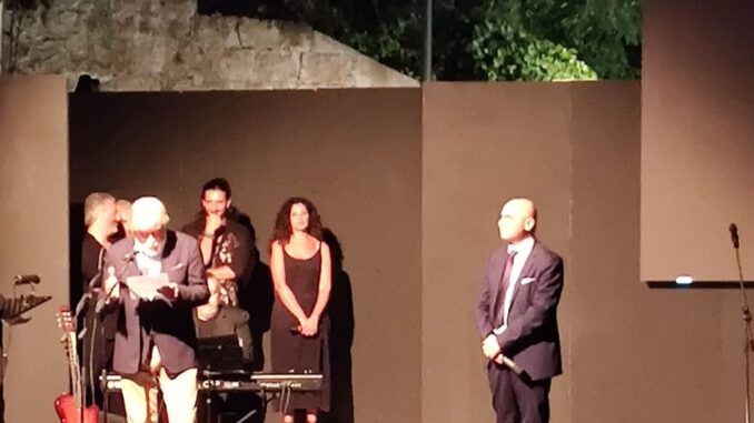 10D89311-EF7F-4F24-BBCA-31A1E9FC6E26