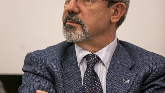 9E83EA07-B22B-4188-A90A-240E22062694