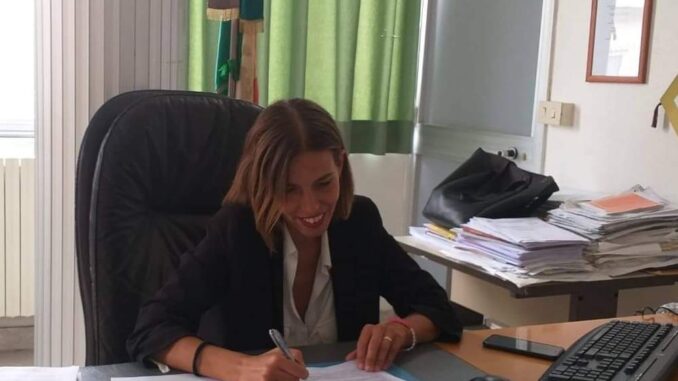 33B4DD7A-B36E-44C5-B345-4F982C8C29A6