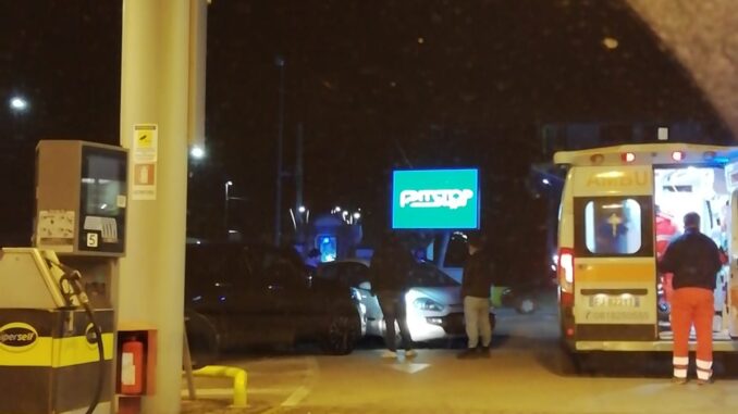 ee9da26c-abe5-4e7e-a60a-e986a054254e