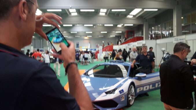 14FB9B49-19D4-41A4-94F7-6DE92913F1C7